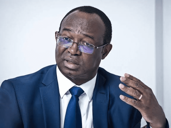 Bangui : scène de malaise politique au marché central lors du passage d’Anicet Georges Dologuélé Image du Président AG DOLOGUELE