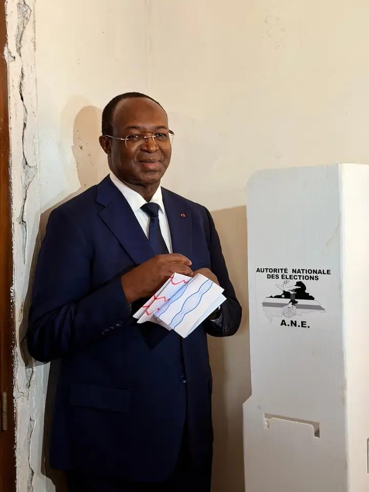 Centrafrique : Dologuélé face au verdict des urnes, la sanction d’un leadership en déclin Anicet Georges Dologuele, Président du parti URCA