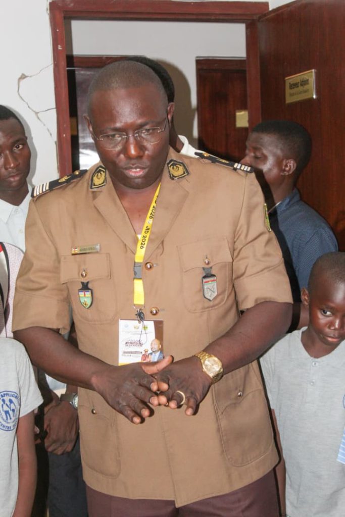 Centrafrique : la Douane centrafricaine ouvre ses portes à la jeunesse de Bangui colonel gotologue
