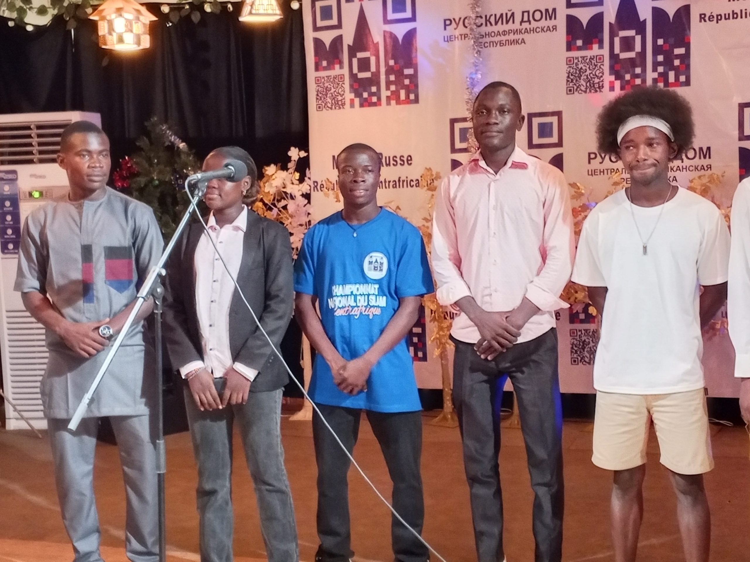 Image des candidats au concours du Slam