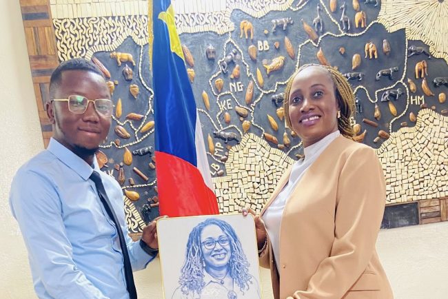 image ministre tourisme
