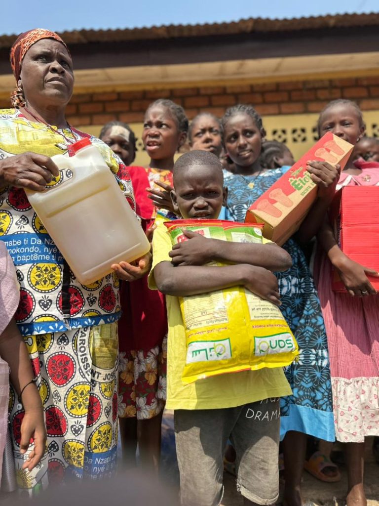 Centrafrique : La CPPEJ–NDA au chevet des orphelins de Sara Mbi Ga Zo image don cppej nda