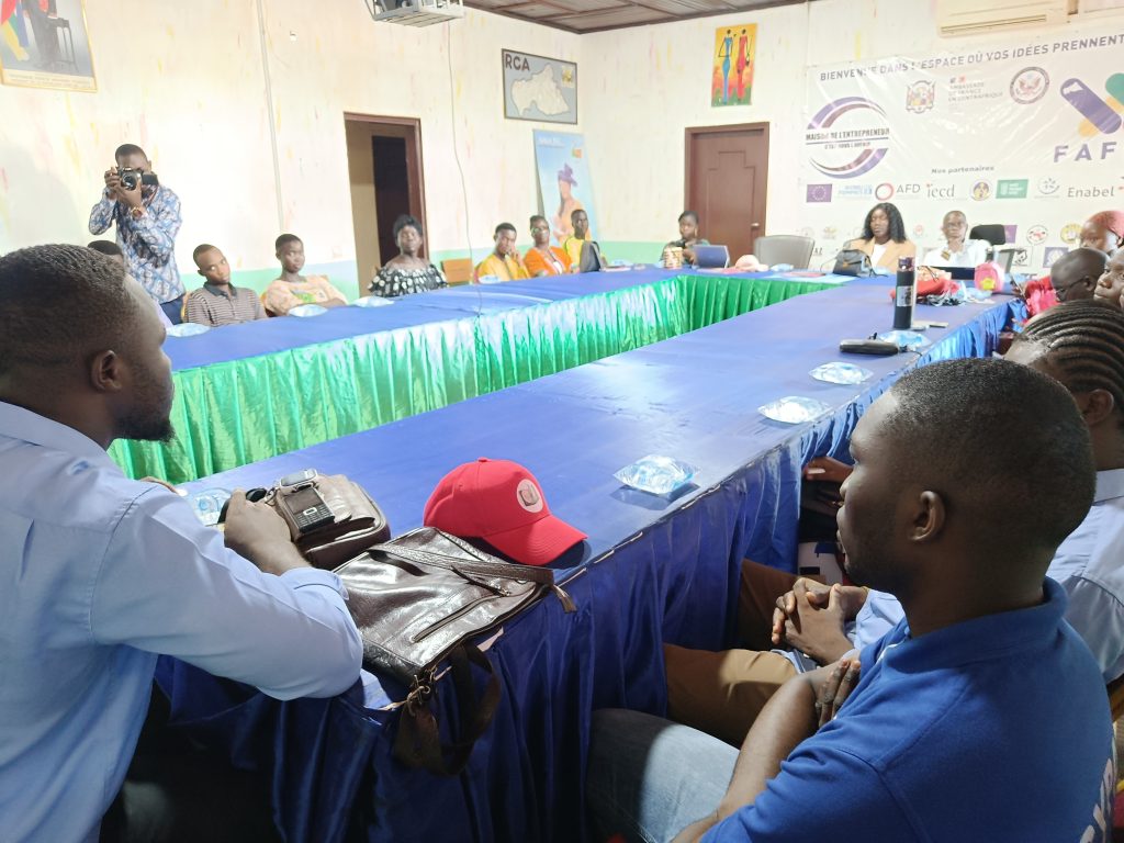 Centrafrique : le personal branding au cœur d’une table ronde de la FAFECA img20260426152716