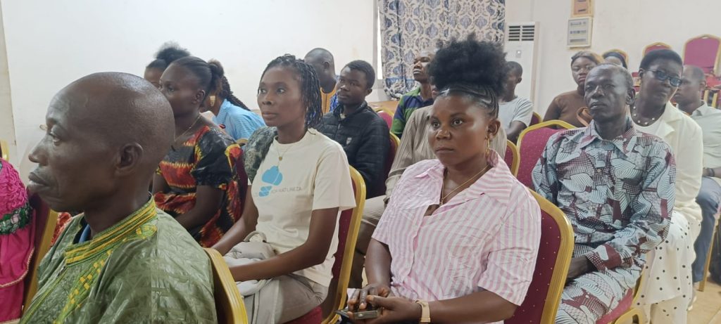 Centrafrique : le Gouvernement renforce l'entrepreneuriat à travers un séminaire sur la méthodologie TRIE/CREE image apprenant tree