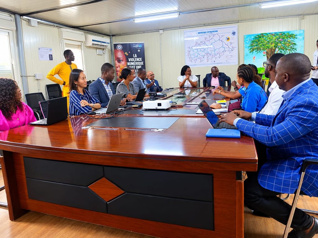 Centrafrique : les chefs des agences des nations unies célèbrent l’excellence des championnes nationales de robotique 4